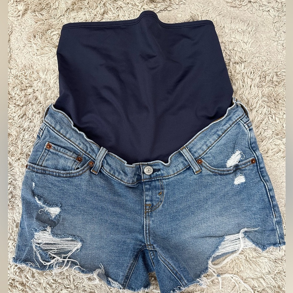 Abercrombie 4" mom shorts, maternity